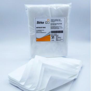 Gasa de limpieza de polvo en superficies de vehículos